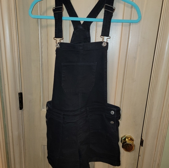 Hollister Denim - Misses sz M Hollister Black denim overall shorts distressed